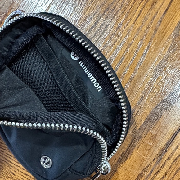 lululemon Pouch - Picture 3 of 5